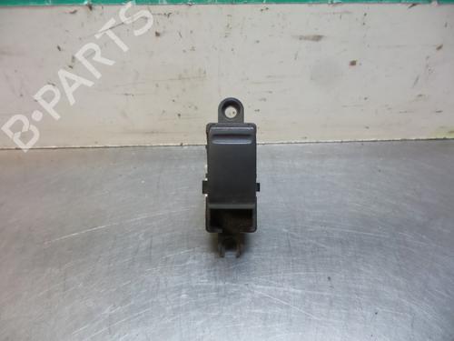 Used Switch NISSAN X-TRAIL I (T30) 2.2 DCi (114 hp) 19609621