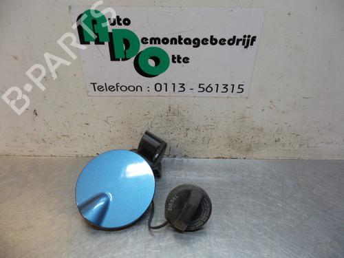 Used Fuel flap FIAT DOBLO Box Body/MPV (223_) 1.9 D (223ZXB1A) (63 hp) 19585106