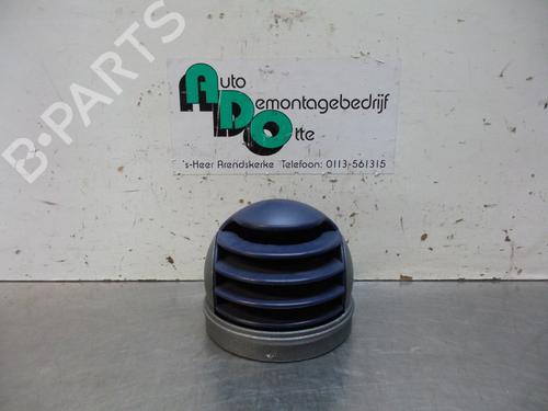 Used Air vent SMART CITY-COUPE (450) 0.6 (S1CLB1, 450.331, 450.336) (45 hp) 19602197