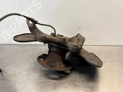 Left front steering knuckle MERCEDES-BENZ C-CLASS (W204) C 200 Kompressor (204.041) | BP29056528M25 