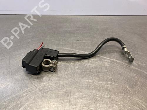 Câble BMW 3 (E90) 318 i (143 hp) 33115991