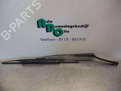 Used Front windshield wiper arm Front windshield wiper arm 19592377 19592377
