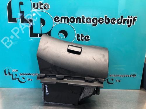 Used Glove box PEUGEOT 207 (WA_, WC_) 1.6 16V VTi (120 hp) 28300587