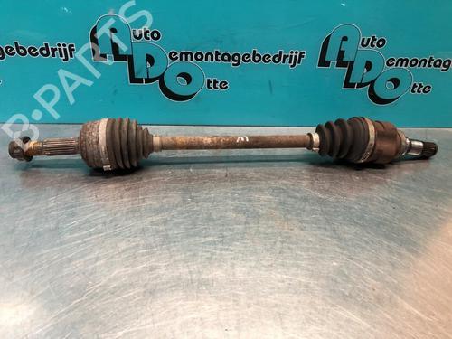 Used Left front driveshaft TOYOTA AYGO (_B1_) 1.0 (KGB10_, KGB10R) (68 hp) 28299141