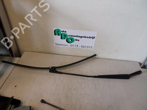 Used Front windshield wiper arm VW TOURAN (1T1, 1T2) 2.0 FSI (150 hp) 19586367