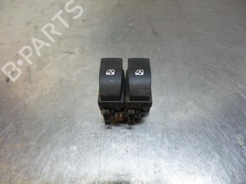Used Switch RENAULT MEGANE II Estate (KM0/1_) 1.5 dCi (KM02, KM13) (101 hp) 19595503