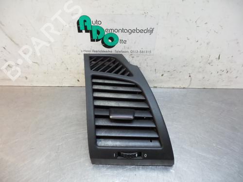 Used Air vent BMW 1 (E87) 116 i (115 hp) 19601175