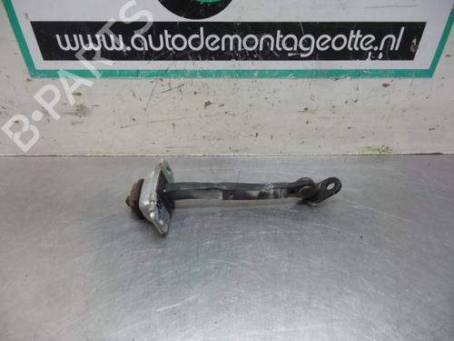 Used Hinge/Door check strap KIA SPORTAGE II (JE_, KM_) 2.0 CRDi (140 hp) 19613000