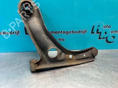 Right front suspension arm PEUGEOT 107 (PM_, PN_) 1.0 | BP28299119M13 