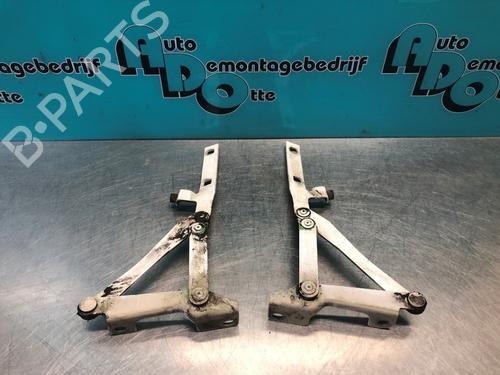 Charnière/Limiteur de porte FIAT DUCATO Bus (230_) 2.0 JTD (84 hp) 28305682