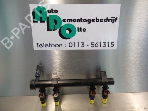 Used Injection rail SKODA FABIA I (6Y2) 1.4 (68 hp) 19589305