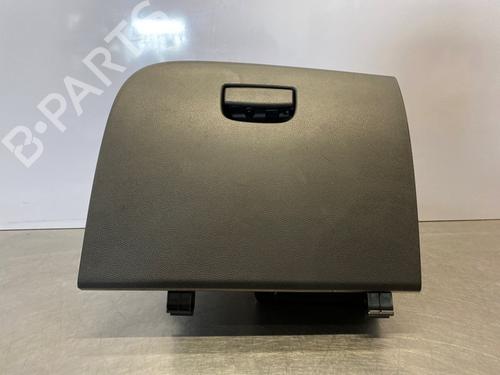 Used Glove box MAZDA 2 (DE_, DH_) 1.3 (DE3FS) (75 hp) 33116103