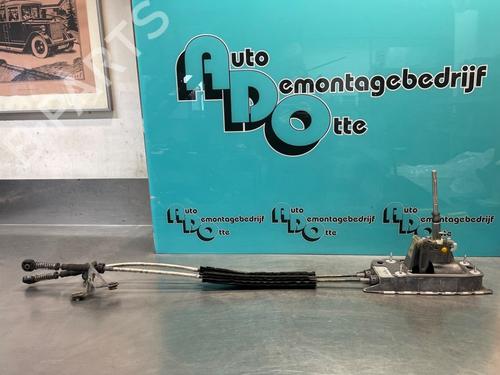 Used Gear lever VW CADDY III Box Body/MPV (2KA, 2KH, 2CA, 2CH) 2.0 SDI (70 hp) 28297980