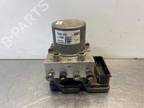Used ABS pump CHEVROLET AVEO Saloon (T300) 1.2 (86 hp) 30167747