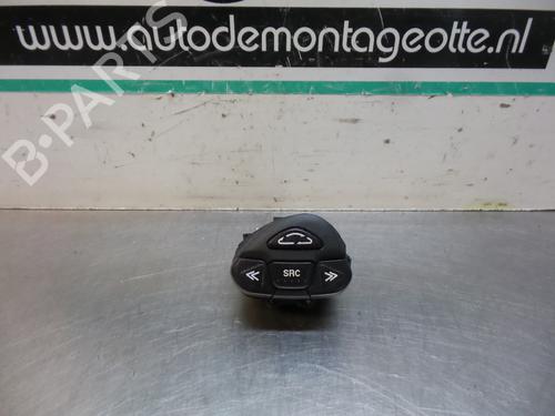 Steering wheel controls NISSAN X-TRAIL I (T30) 2.2 DCi | BP19609620E15 