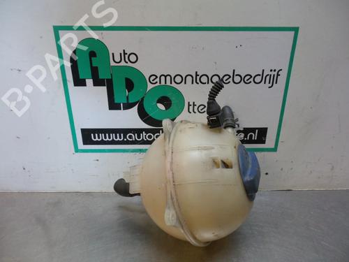Used Expansion tank VW TRANSPORTER T4 Van (70A, 70H, 7DA, 7DH) 2.5 TDI (88 hp) 19608486