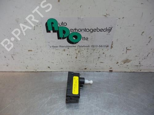 Used Headlight adjuster motor VW CADDY III Box Body/MPV (2KA, 2KH, 2CA, 2CH) 2.0 SDI (70 hp) 19604488