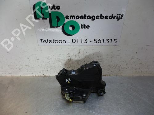 Used Front left lock DAIHATSU SIRION (M3_) 1.3 (M301) (87 hp) 19595864