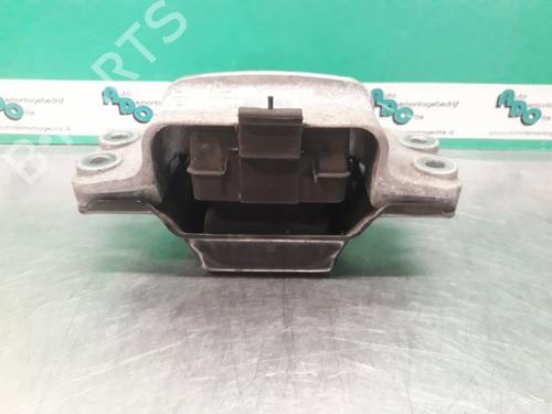 Used Gearbox mount Gearbox mount 19615097 19615097