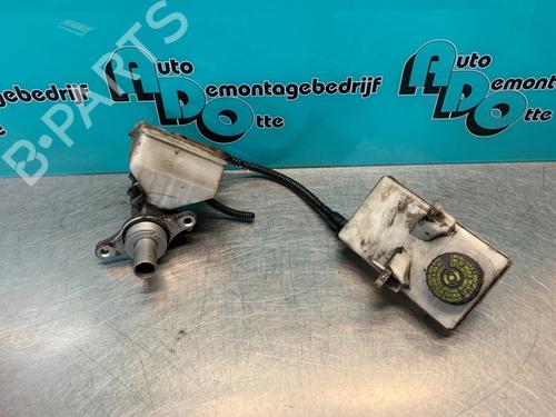 Used Brake master cylinder PEUGEOT PARTNER Box Body/MPV 1.6 HDi (90 hp) 19625186