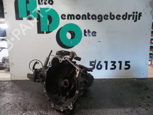Used Gearbox HYUNDAI LANTRA II Estate (J-2) 1.5 12V (88 hp) 19593648