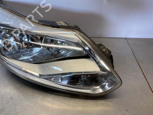Right headlight FORD FOCUS III Turnier 1.0 EcoBoost | BP38534399C29 - Image 3