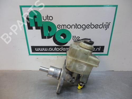 Used Brake master cylinder BMW 7 (E65, E66, E67) 740 d (258 hp) 19607451