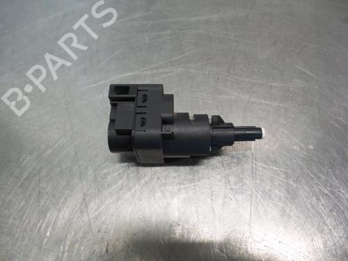 Used Switch VW POLO (9N_, 9A_) 1.4 16V (75 hp) 19592426
