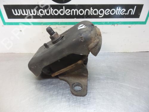 Used Engine mount KIA SORENTO I (JC) 2.5 CRDi 4WD (140 hp) 19607809