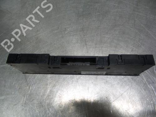 Switch BMW 5 (E39) 523 i | BP19590509I30