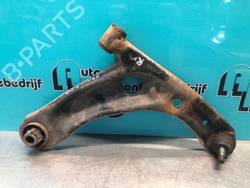 Used Right front suspension arm TOYOTA AYGO (_B1_) 1.0 (KGB10_, KGB10R) (68 hp) 28297724