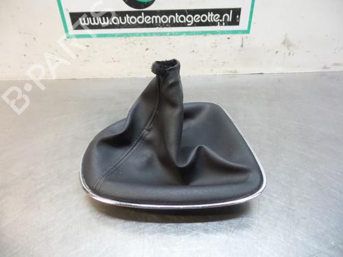 Used Gear lever Gear lever 19611669 19611669