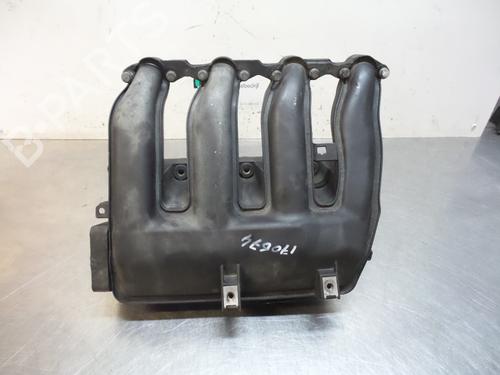 Used Intake manifold BMW 3 Touring (E46) 320 d (150 hp) 19602376