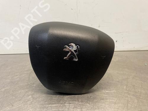 Used Driver airbag PEUGEOT 208 I (CA_, CC_) 1.4 VTi (95 hp) 31040325