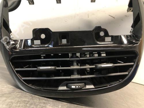 Air vent PEUGEOT 208 I (CA_, CC_) 1.2 VTI 82 | BP29965552I21