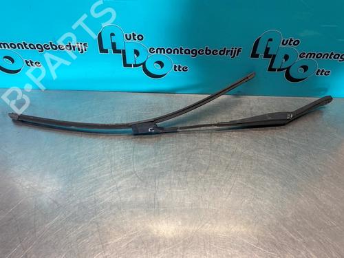 Used Front windshield wiper arm FORD FIESTA VI (CB1, CCN) 1.25 (60 hp) 27270739