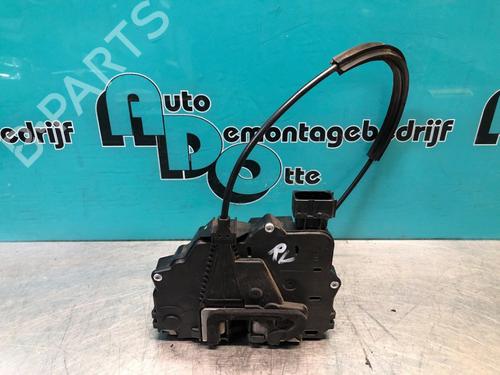Used Front right lock Front right lock FIAT GRANDE PUNTO (199_) 1.2 (65 hp) 36048420 36048420