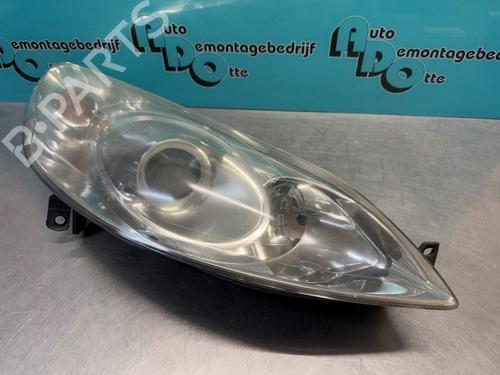 Right headlight PEUGEOT 407 SW (6E_, 6D_) 2.0 | BP28298158C29 