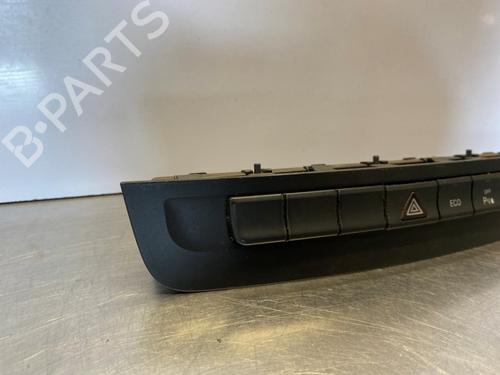 Warning switch MERCEDES-BENZ A-CLASS (W176) A 180 CDI / d (176.012) | BP39065718I22 - Image 2