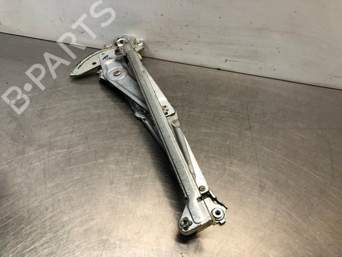 Front right window mechanism TOYOTA STARLET (_P9_) 1.3 (EP91_, EP91R) | BP29868309C23