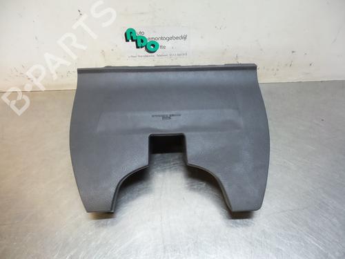 Used Knee airbag TOYOTA COROLLA Verso (ZER_, ZZE12_, R1_) 1.8 (ZNR11_, ZNR11R) (129 hp) 19598980