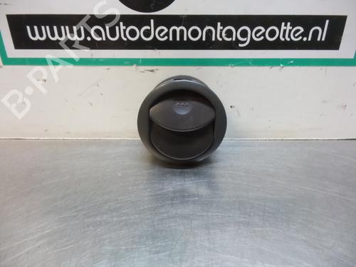 Used Air vent CHEVROLET AVEO / KALOS Hatchback (T250, T255) 1.4 (101 hp) 19606542