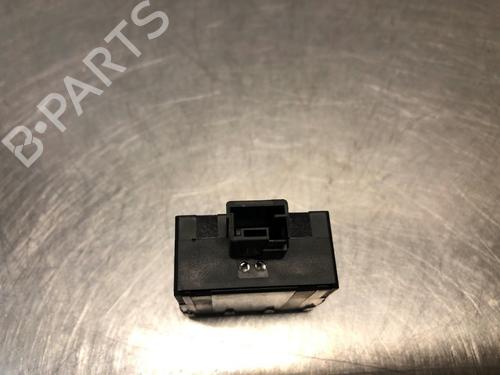 Switch PEUGEOT 208 I (CA_, CC_) 1.2 VTI 82 | BP29965540I30