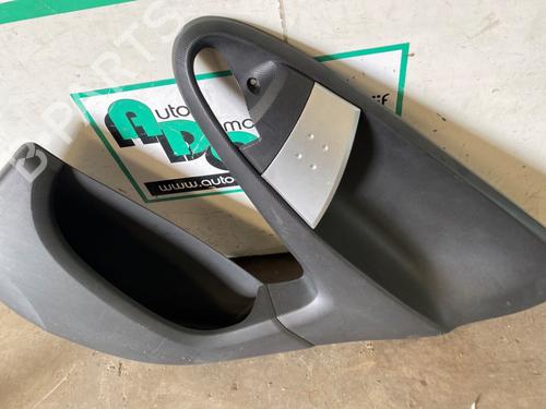 Rear right exterior door handle PEUGEOT 107 (PM_, PN_) 1.0 | BP28298327C130