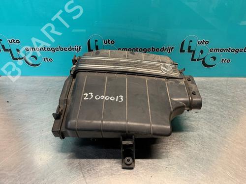 Used Air filter box LEXUS IS I (_E1_) 200 (GXE10) (155 hp) 19627546