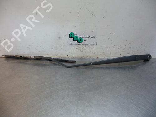 Used Front windshield wiper arm CHEVROLET AVEO / KALOS Hatchback (T250, T255) 1.4 (101 hp) 19603206