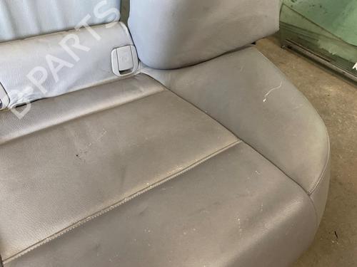 Rear seat BMW 3 (E90) 318 i | BP28305557C17 