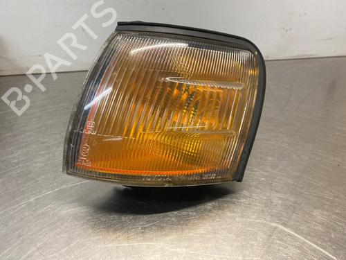 Used Left front indicator TOYOTA STARLET (_P8_) 1.3 12V (EP81_, EP81R) (75 hp) 30623461