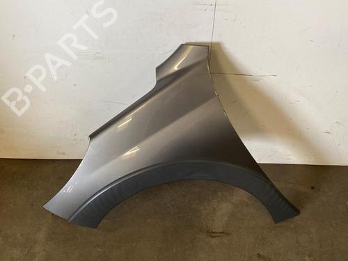 Used Left front fenders Left front fenders 38534348 38534348
