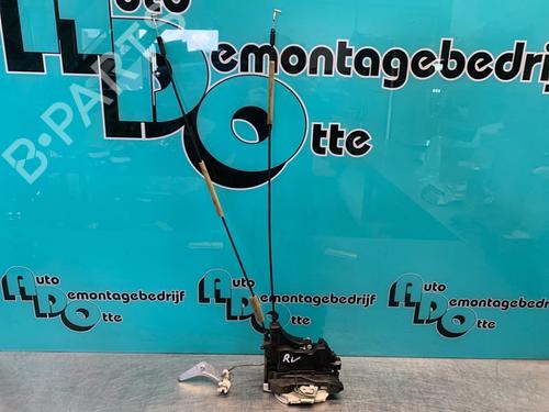 Used Front right lock MITSUBISHI GRANDIS (NA_W) 2.4 MIVEC (NA4W) (165 hp) 19625589